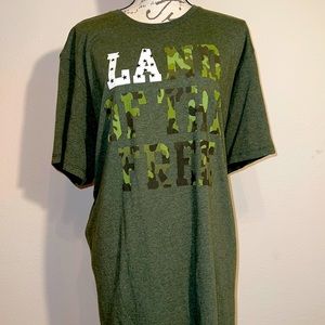 Gently worn Mossimo t-shirt